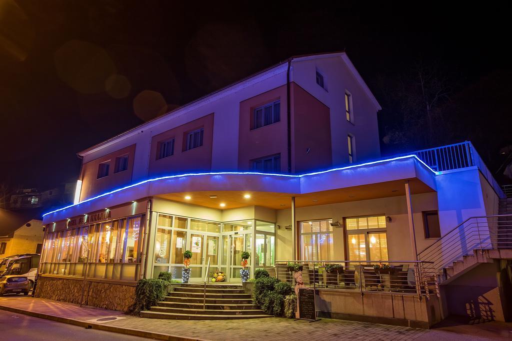 贝拉克拉伊纳酒店 梅特利卡 外观 照片